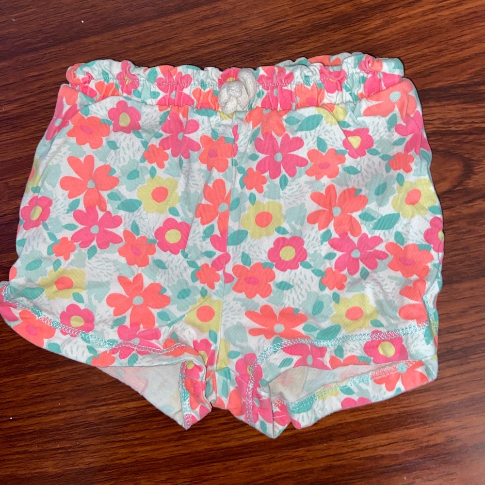 Floral short from Circo